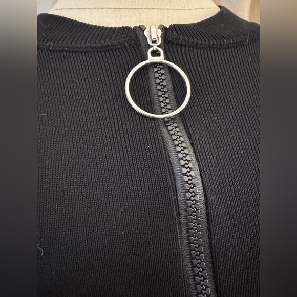 Prada Black Knit Sweater with Logo Detail - Picture 4 of 7